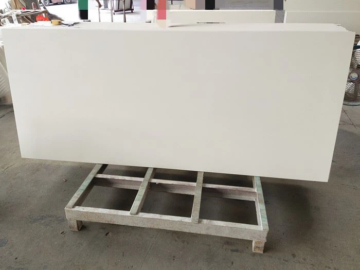 Cloud white quartz kitchen counter