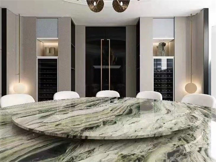 Table en marbre vert