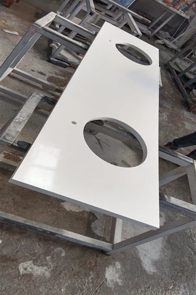 Comptoirs en quartz blanc pur