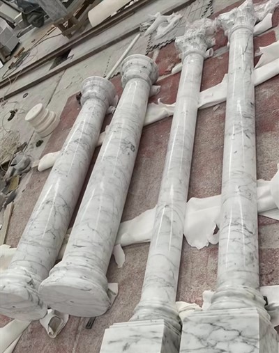 Colonne en marbre Statuario Venato