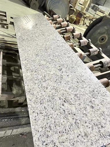 Carreaux de granit rose blanc